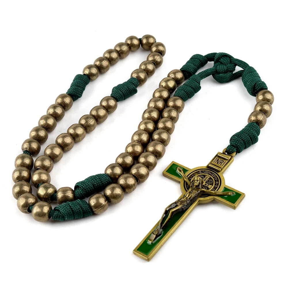 Rosário São Bento dourado e verde com crucifixo